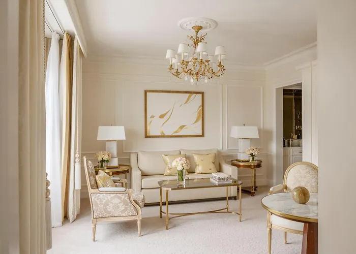 Four Seasons George VHotel Parijs